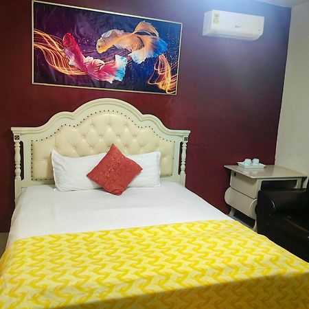 Hongyuanprimierhotel Accra Eksteriør billede