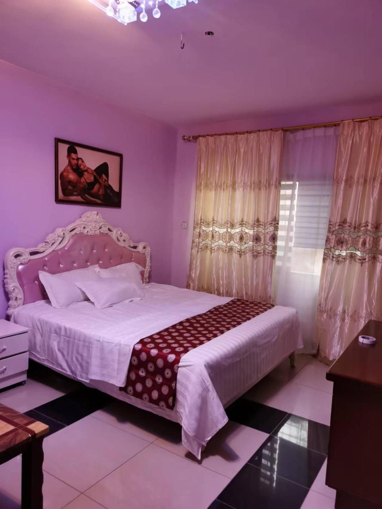 Hongyuanprimierhotel Accra Eksteriør billede