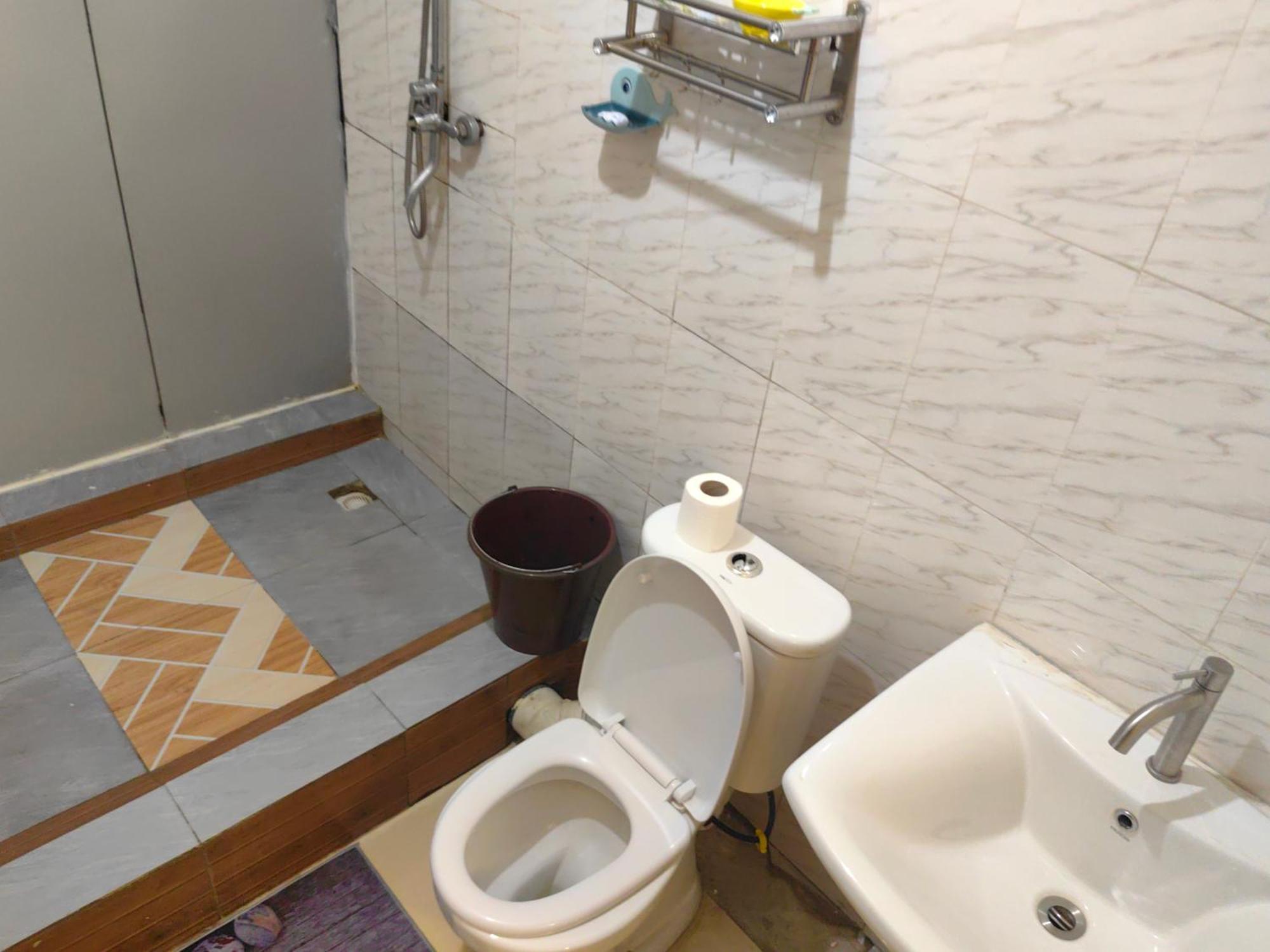 Hongyuanprimierhotel Accra Eksteriør billede