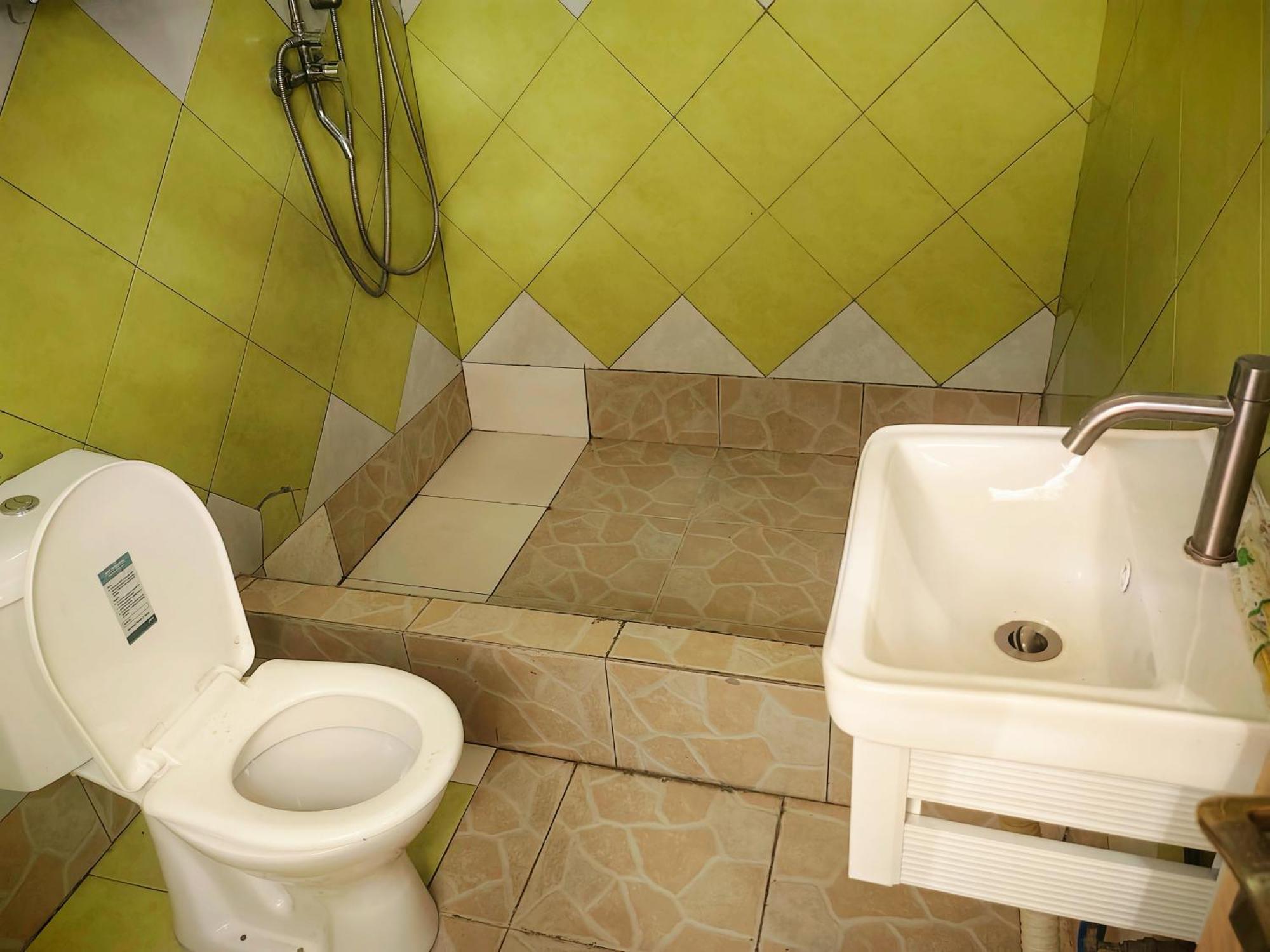 Hongyuanprimierhotel Accra Eksteriør billede