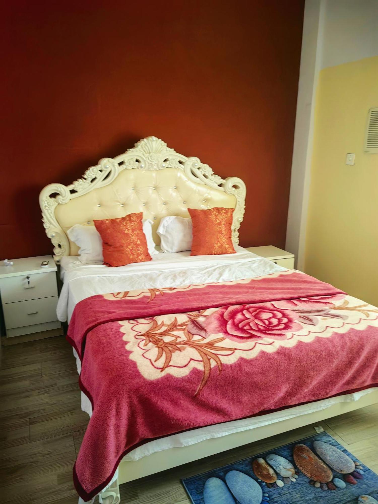 Hongyuanprimierhotel Accra Eksteriør billede